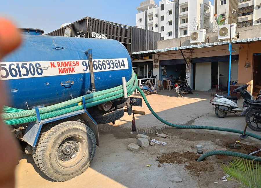 Septic tank suction field work